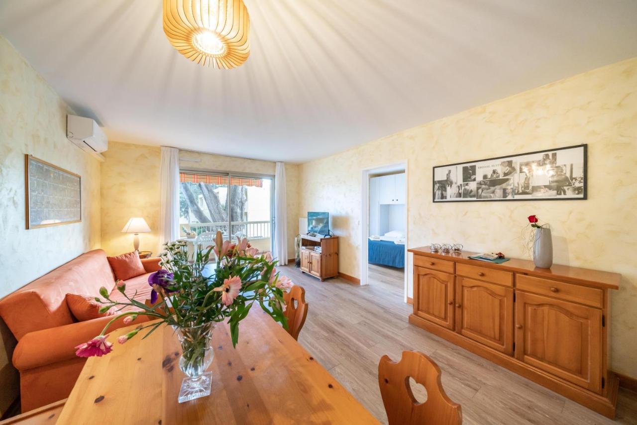 Spacious Apartment At A 5 Min Walk From The Beach 昂蒂布 外观 照片