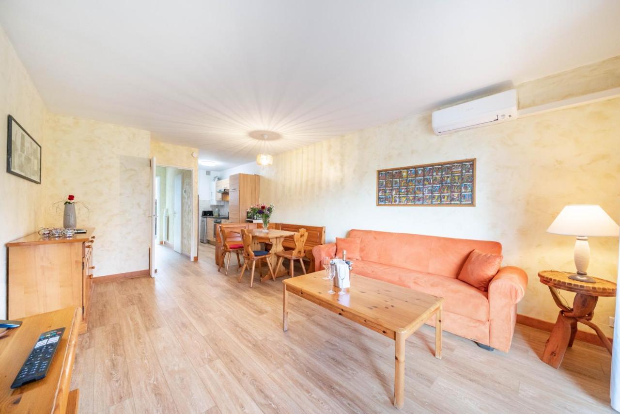 Spacious Apartment At A 5 Min Walk From The Beach 昂蒂布 外观 照片