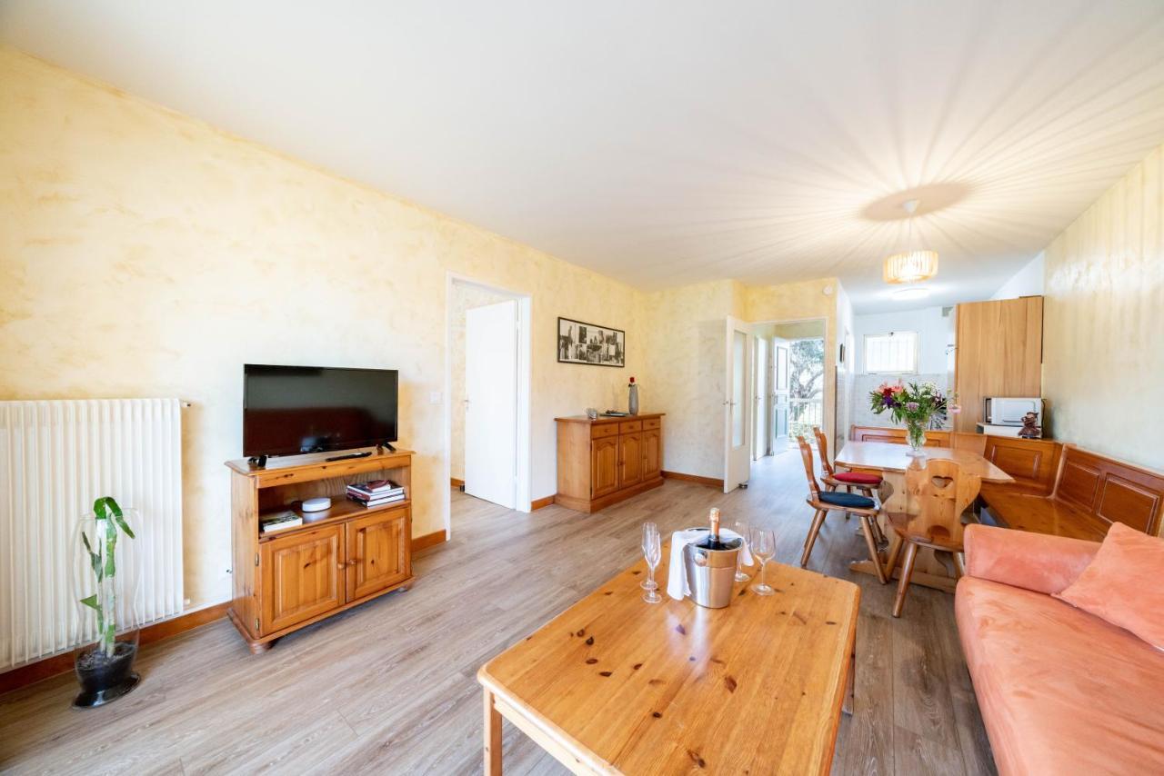 Spacious Apartment At A 5 Min Walk From The Beach 昂蒂布 外观 照片