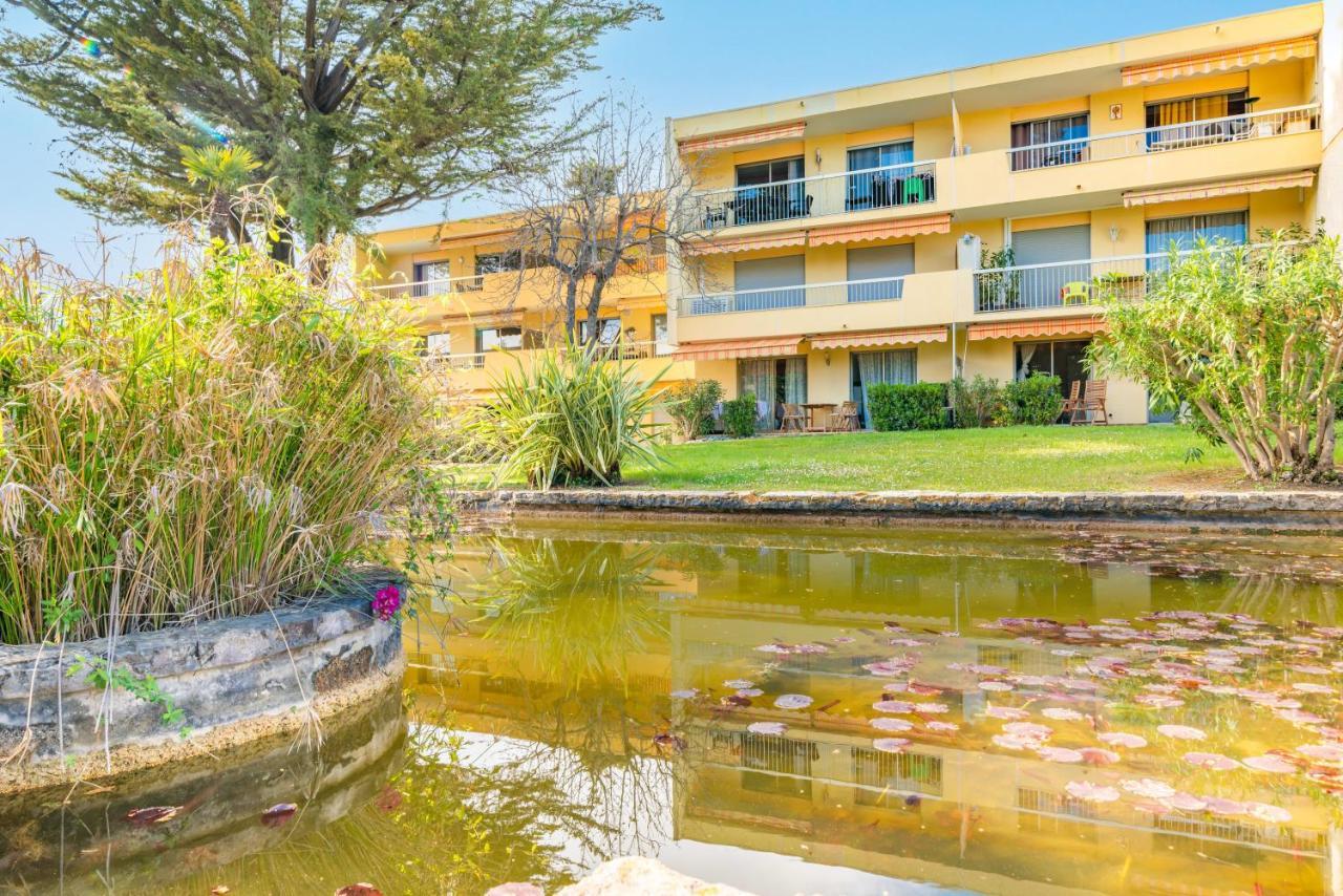 Spacious Apartment At A 5 Min Walk From The Beach 昂蒂布 外观 照片